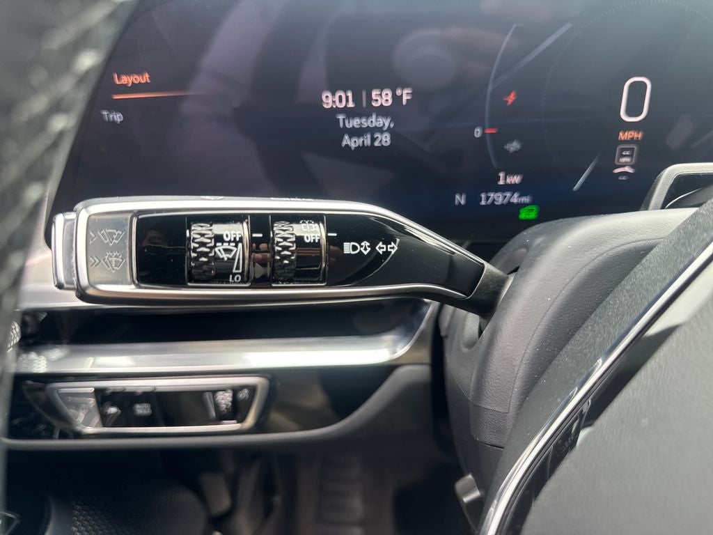2025 Cadillac LYRIQ Luxury