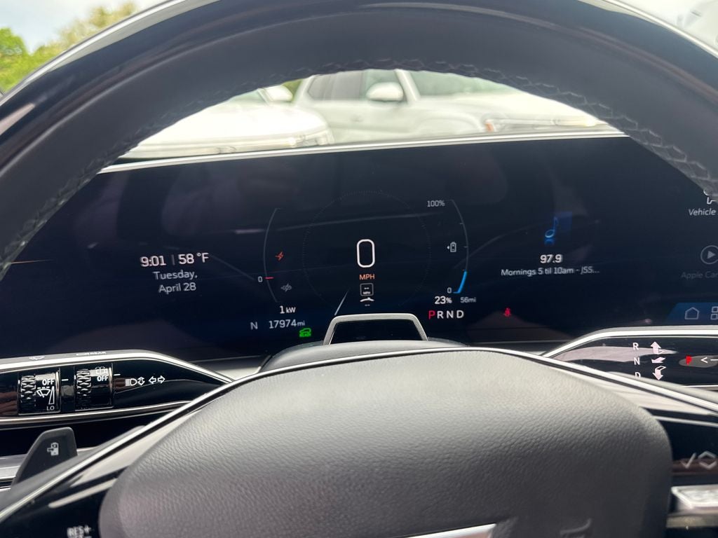2025 Cadillac LYRIQ Luxury
