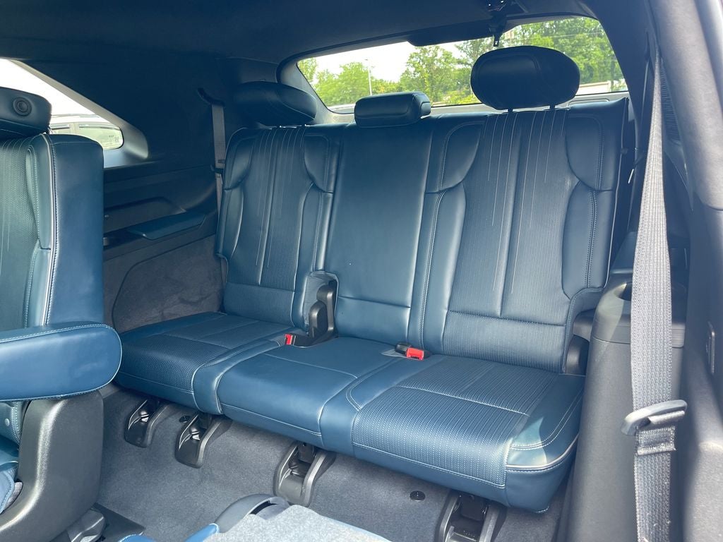 2025 Cadillac ESCALADE IQ Luxury 2