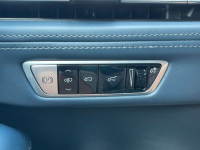 2025 Cadillac ESCALADE IQ Luxury 2