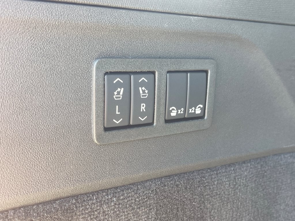 2026 Cadillac ESCALADE IQ Premium Luxury