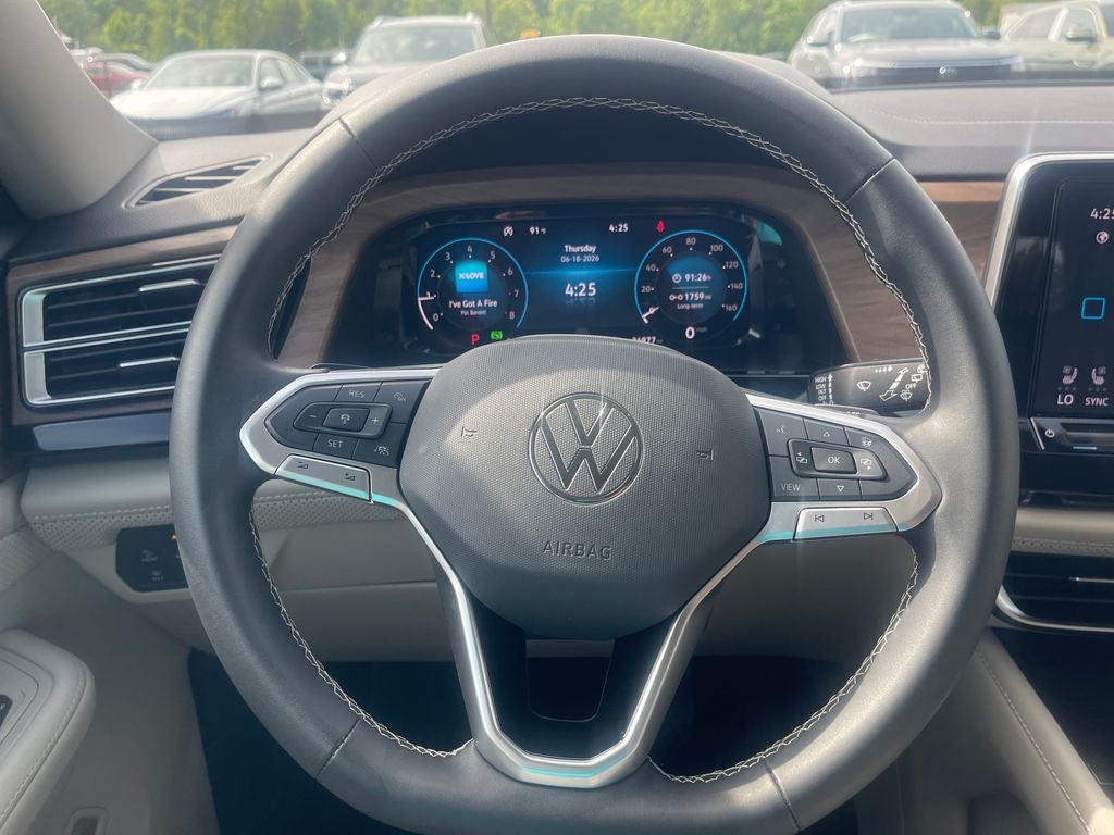 2024 Volkswagen Atlas 2.0T SE w/Technology