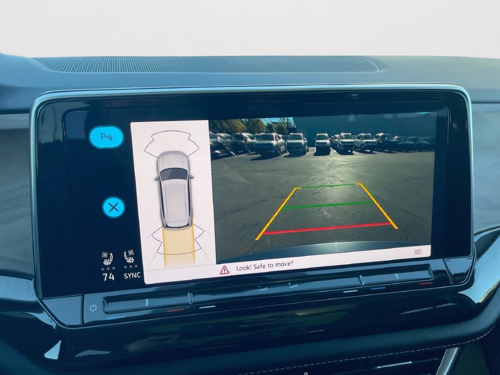 2025 Volkswagen Atlas 2.0T SE w/Technology