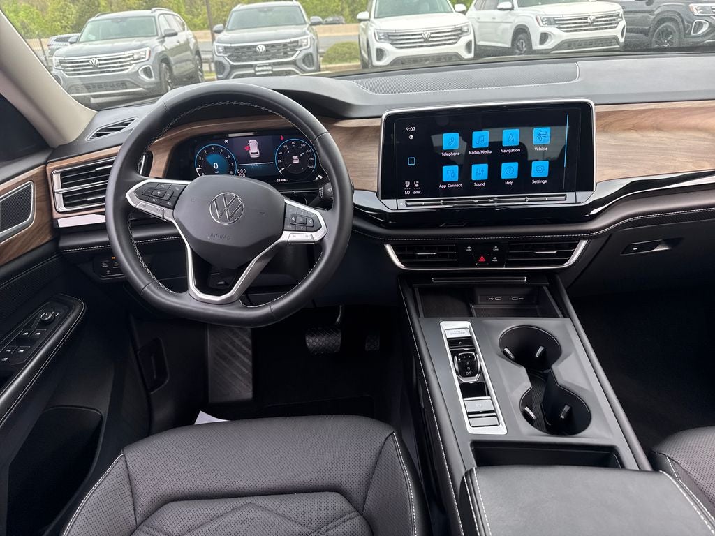 2024 Volkswagen Atlas 2.0T SE