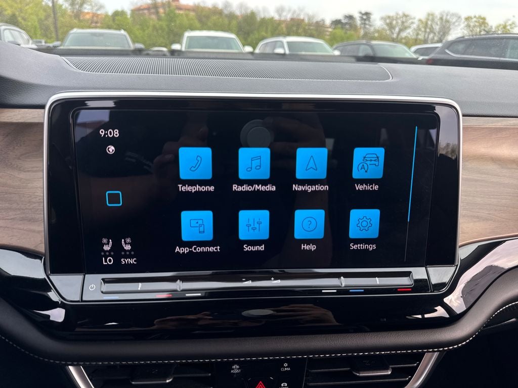 2024 Volkswagen Atlas 2.0T SE