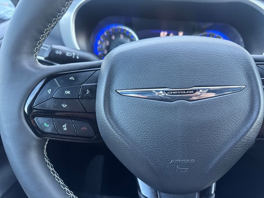 2024 Chrysler Pacifica Touring