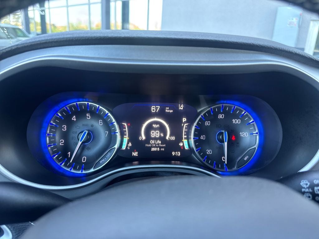 2024 Chrysler Pacifica Touring