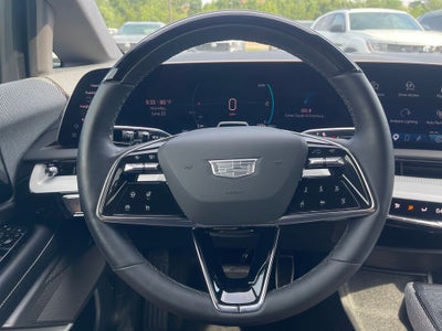 2025 Cadillac OPTIQ Luxury 2