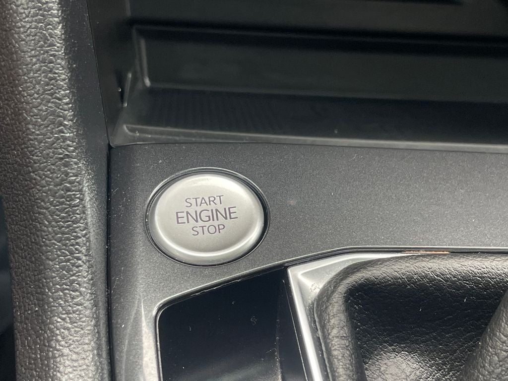 2023 Volkswagen Tiguan 2.0T SEL R-Line