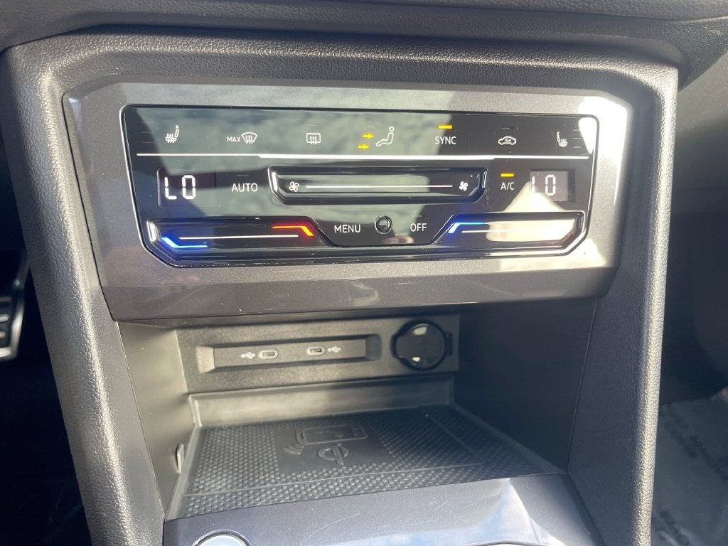 2022 Volkswagen Tiguan 2.0T SE R-Line Black