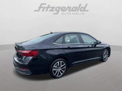 2025 Volkswagen Jetta 1.5T SE