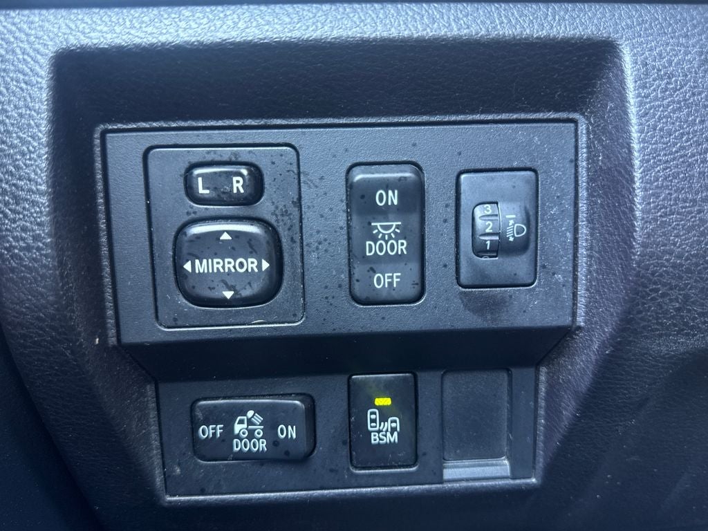 2016 Toyota Tundra SR5