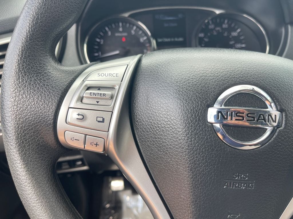 2015 Nissan Rogue S