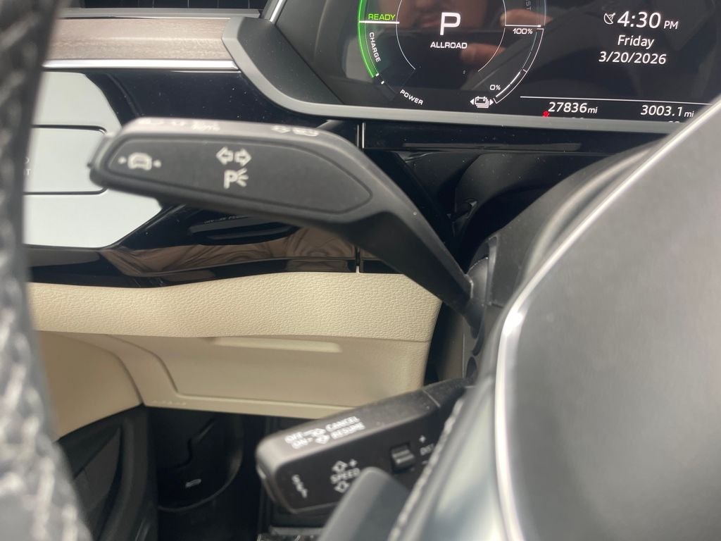 2024 Audi Q8 Sportback e-tron Premium Plus S line quattro