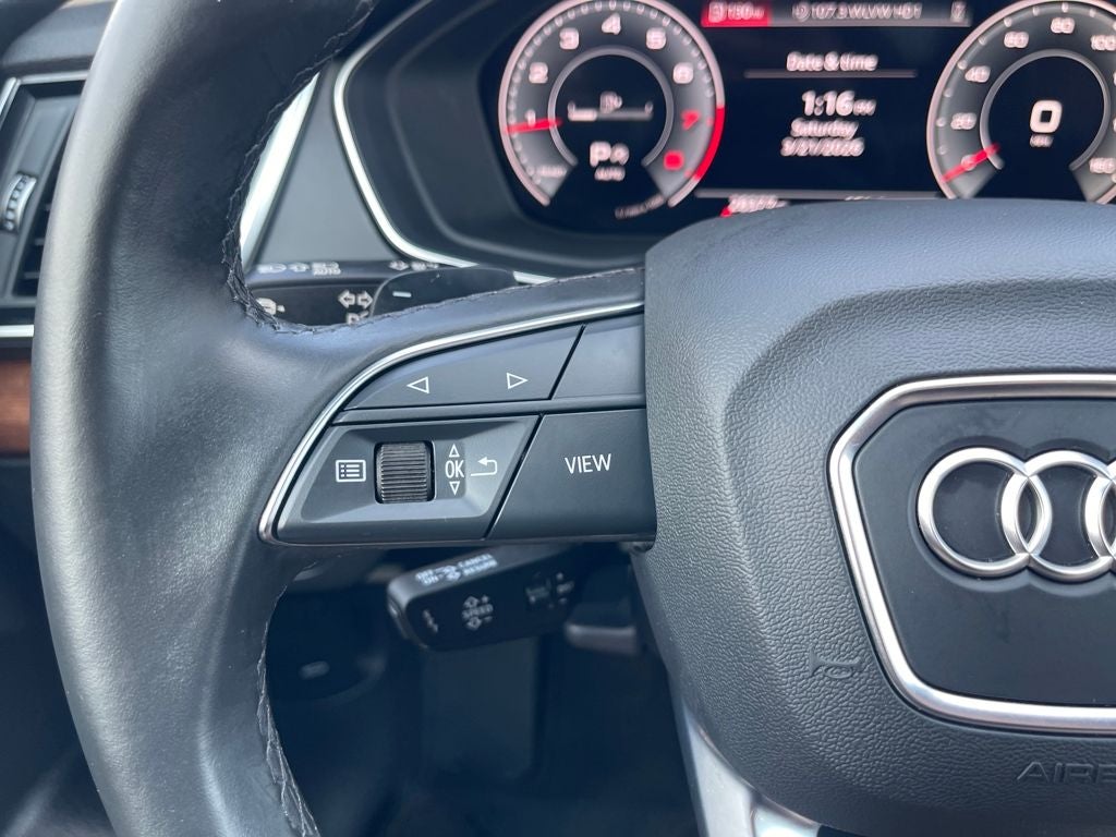 2023 Audi Q5 45 S line Premium quattro