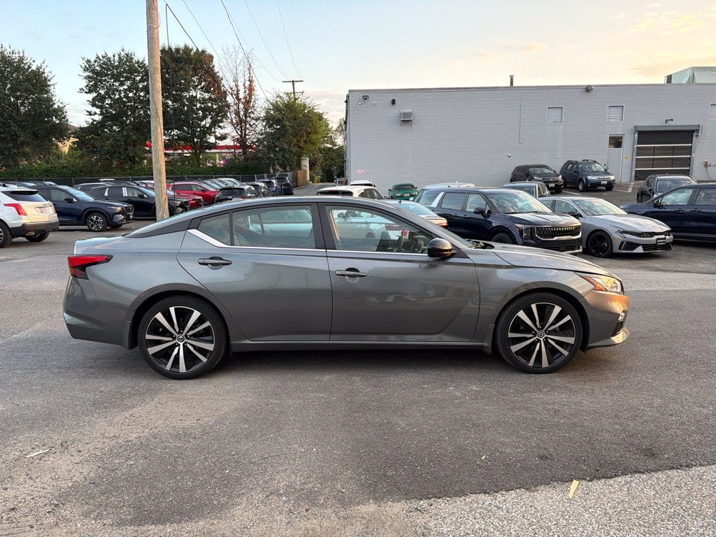 2022 Nissan Altima 2.5 SR