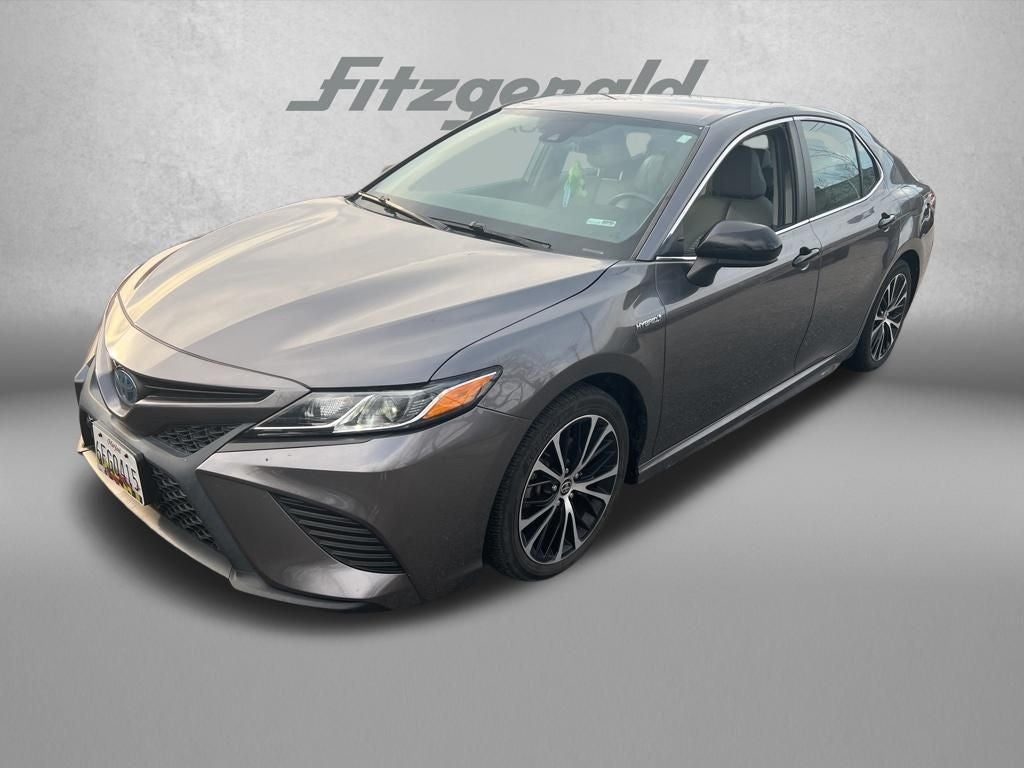 2020 Toyota Camry Hybrid SE