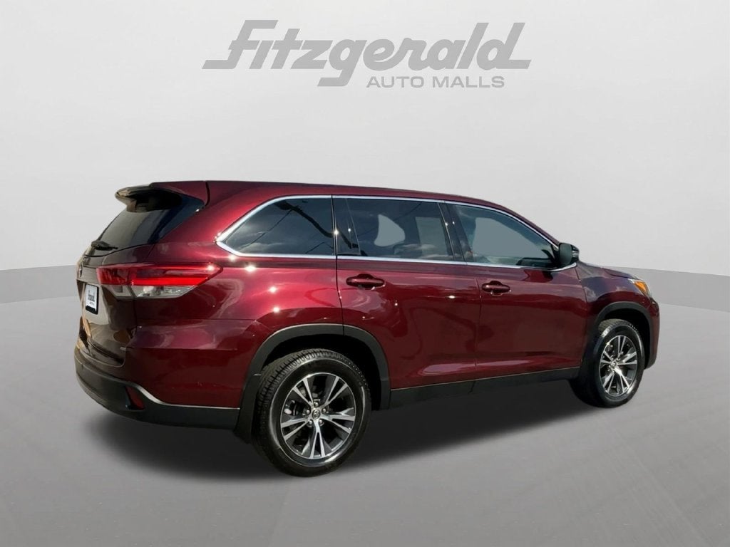 2019 Toyota Highlander LE