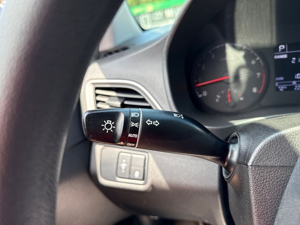 2022 Hyundai Accent SE