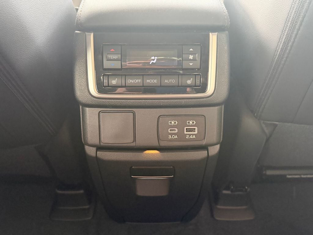 2025 Subaru Ascent Limited Bronze Edition