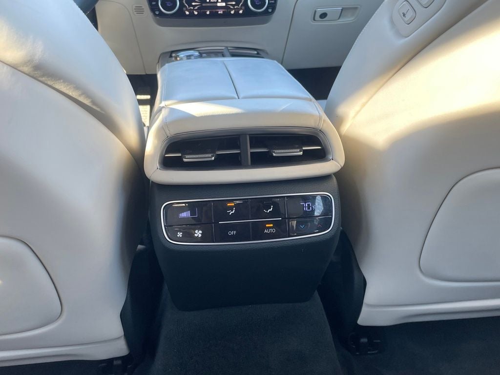 2023 Genesis Electrified G80 Base