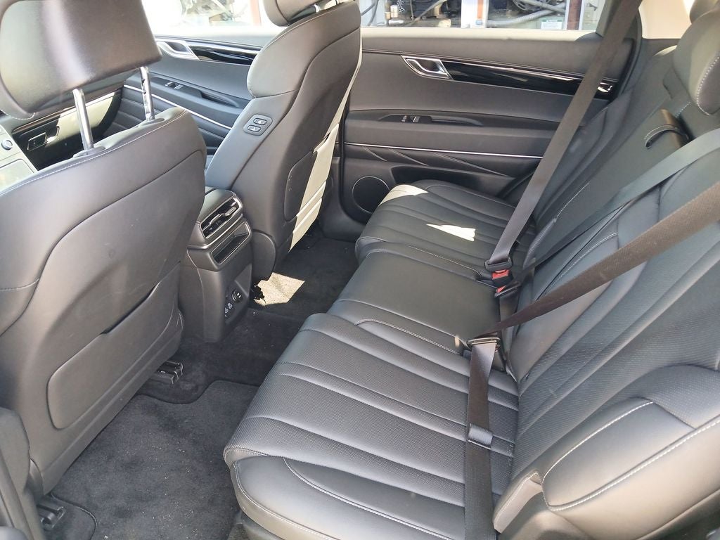 2025 Genesis GV80 2.5T