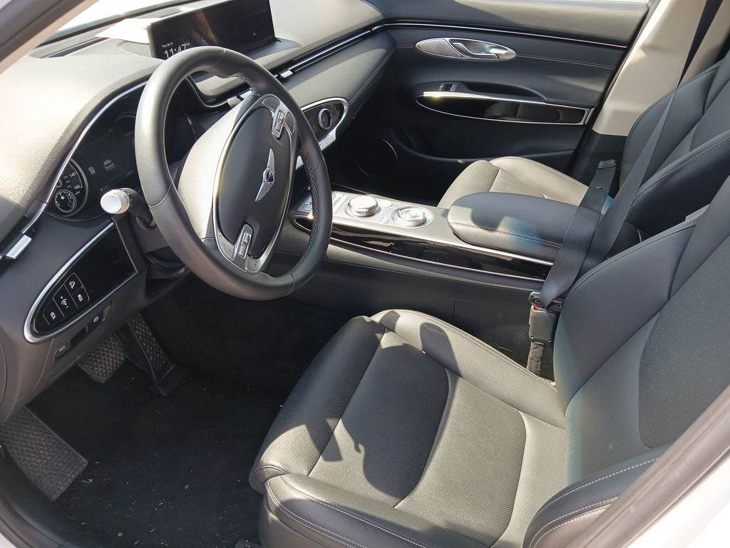 2025 Genesis GV70 2.5T