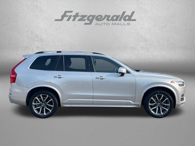2019 Volvo XC90 T6 Momentum