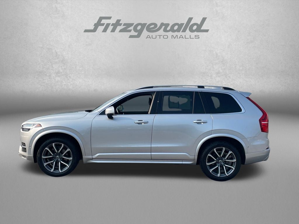 2019 Volvo XC90 T6 Momentum
