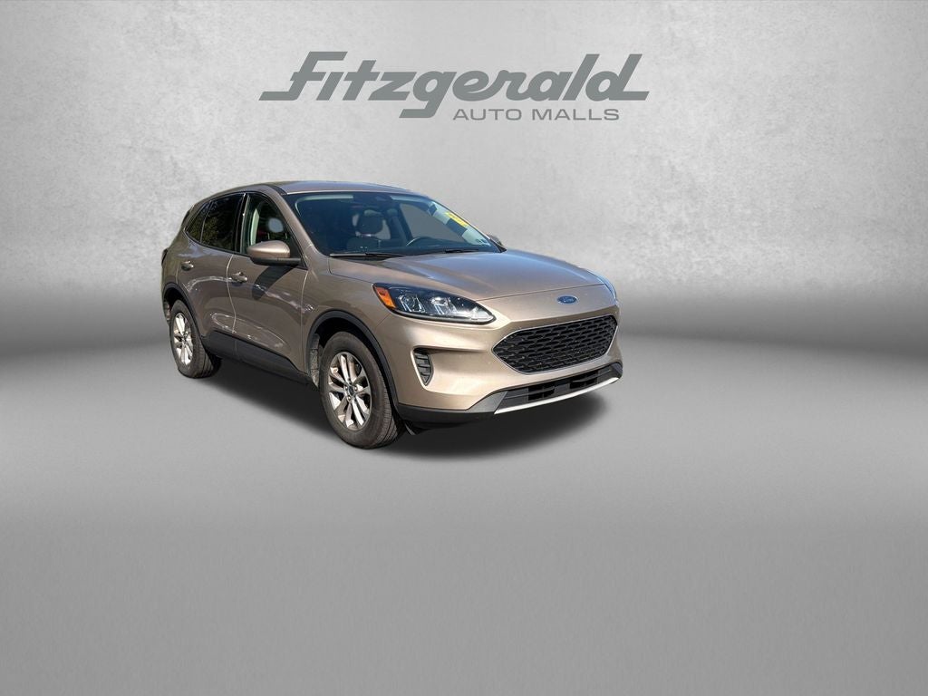 2020 Ford Escape SE