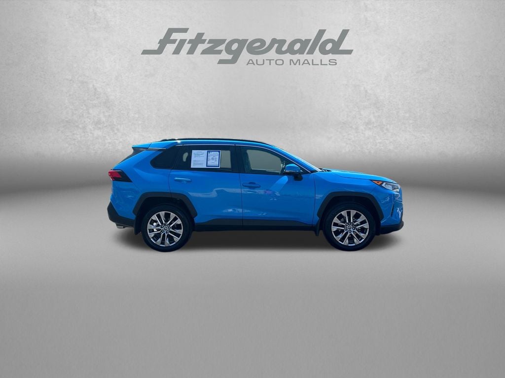 2020 Toyota RAV4 XLE Premium