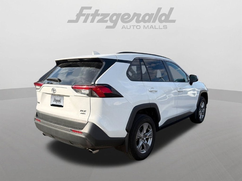 2024 Toyota RAV4 XLE