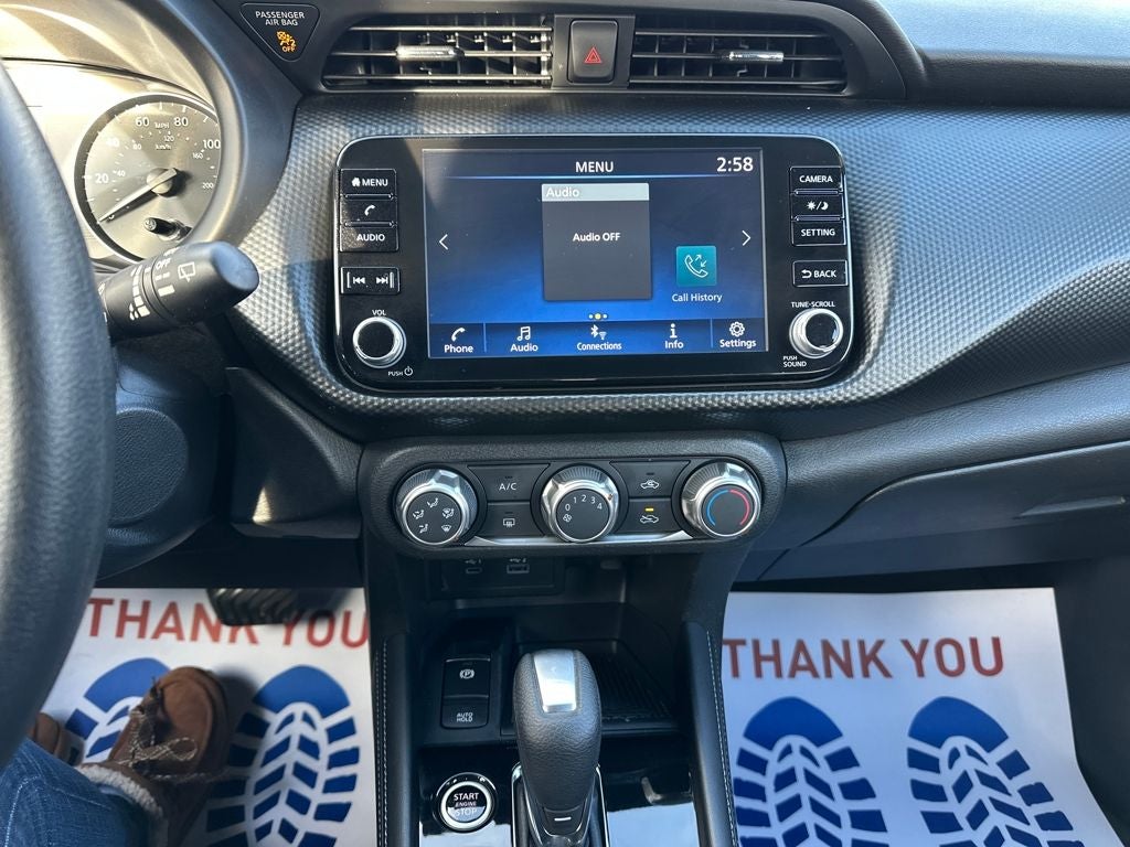 2023 Nissan Kicks SV