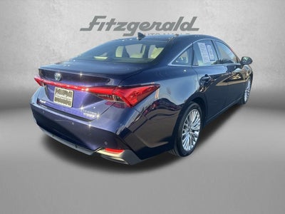 2022 Toyota Avalon Hybrid Limited