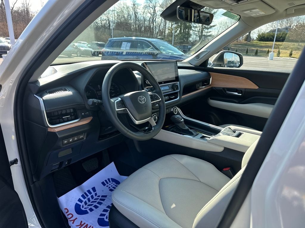 2024 Toyota GRAND HIGHLANDER HV Limited