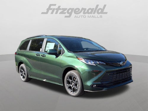 2026 Toyota Sienna Woodland Edition 7 Passenger