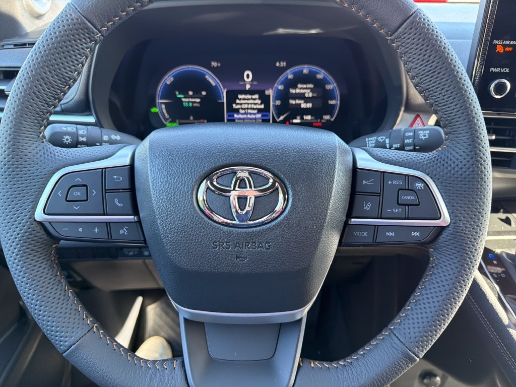 2026 Toyota Sienna Woodland Edition 7 Passenger