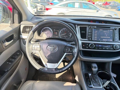2017 Toyota Highlander Limited Platinum