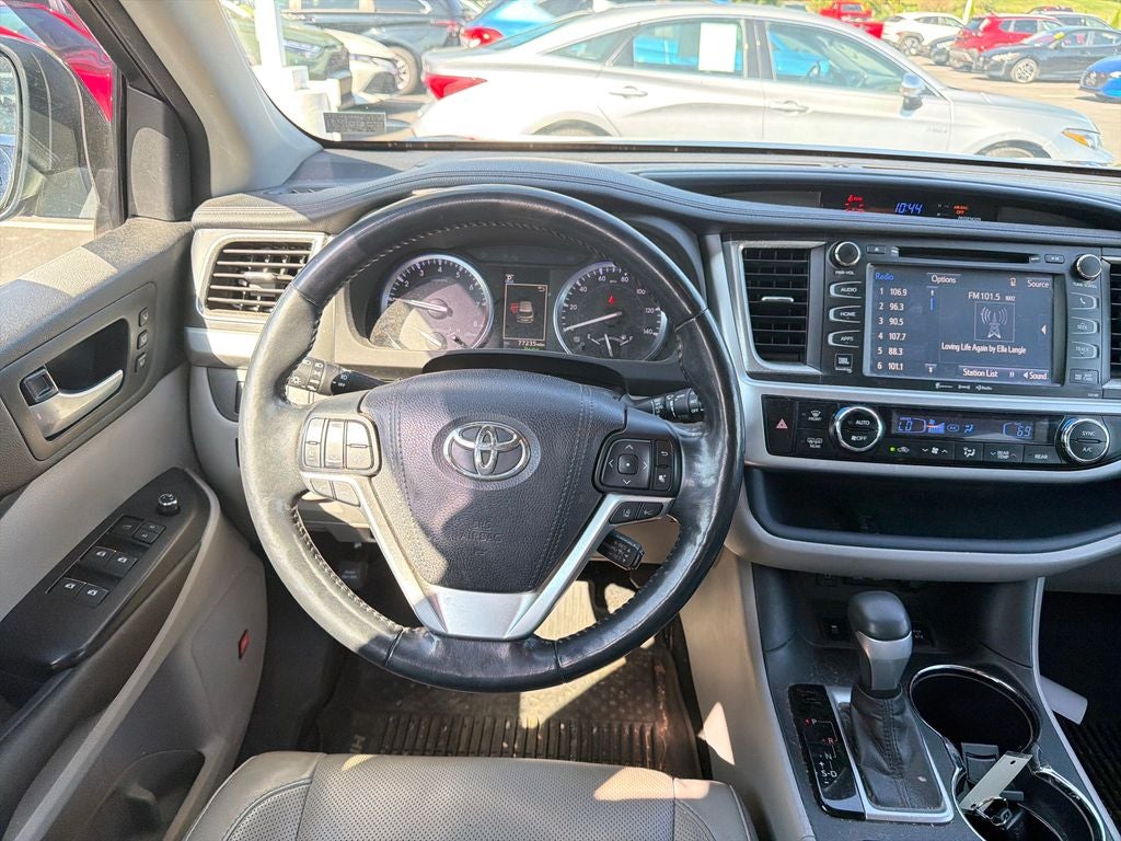 2017 Toyota Highlander Limited Platinum