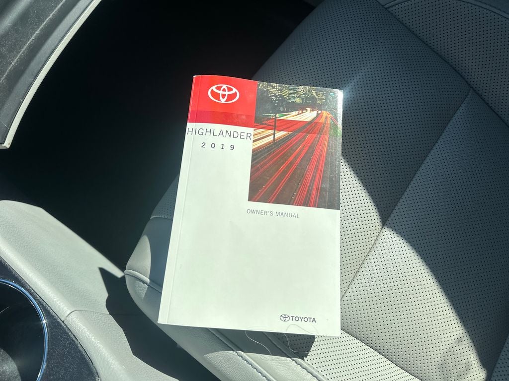 2019 Toyota HIGHLANDER Limited