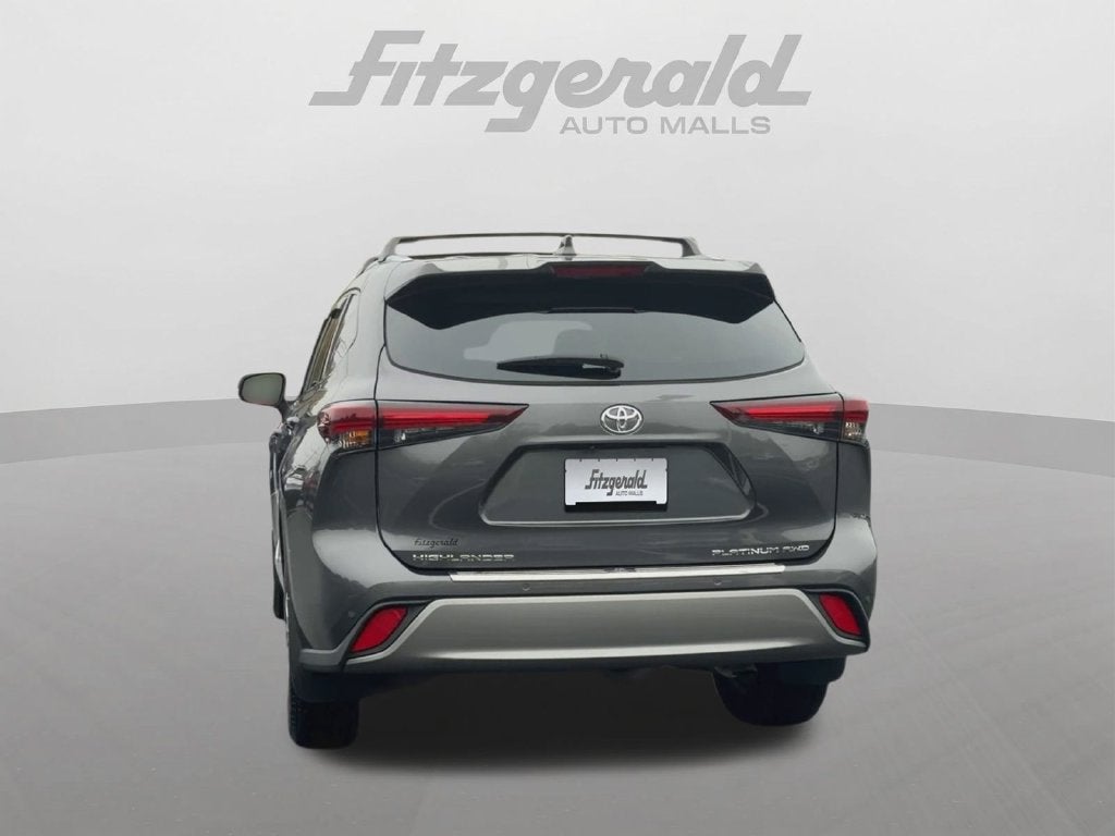 2024 Toyota Highlander Platinum