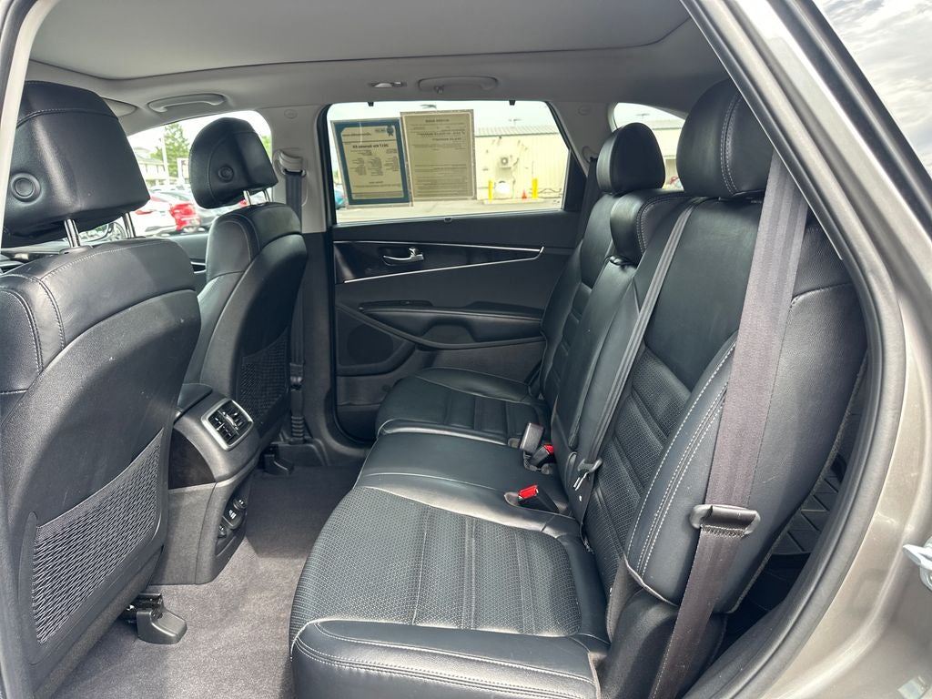 2017 Kia Sorento EX