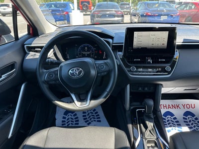 2025 Toyota Corolla Cross XLE