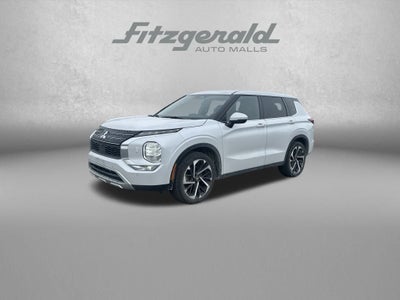 2024 Mitsubishi Outlander SE