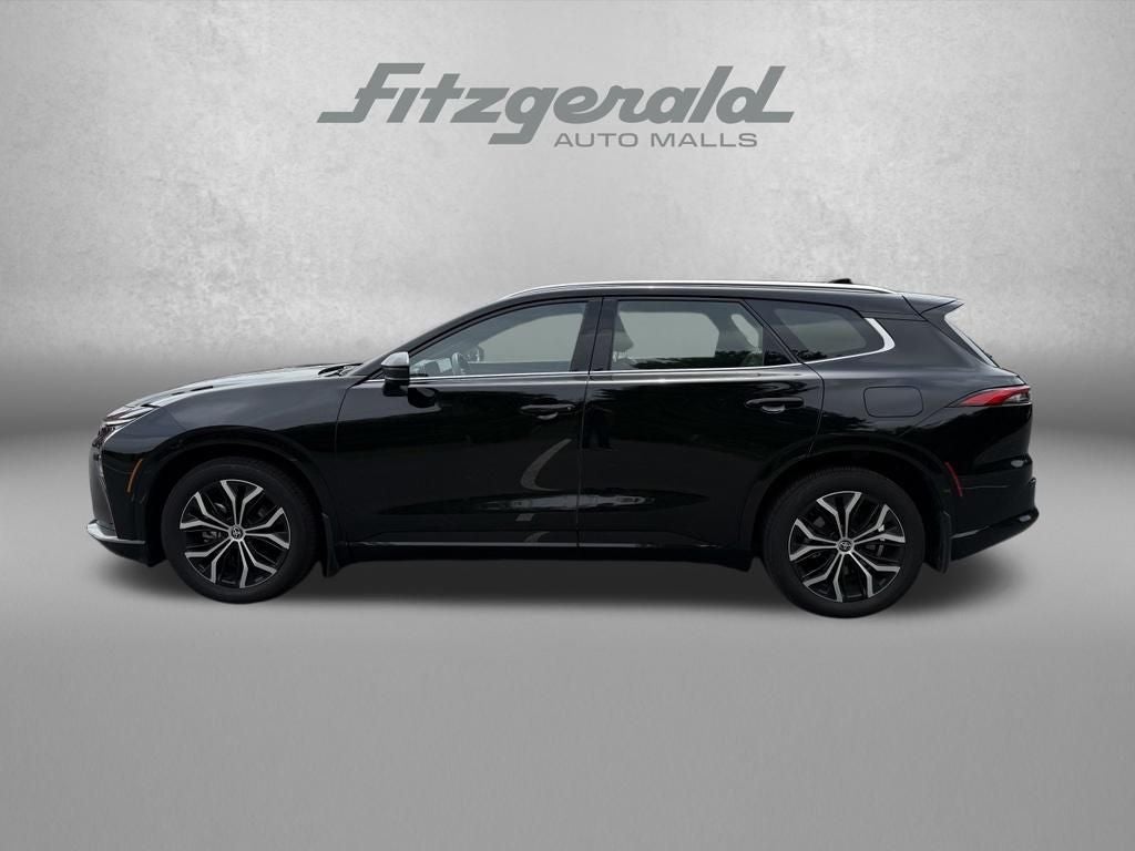 2025 Toyota Toyota Crown Signia XLE