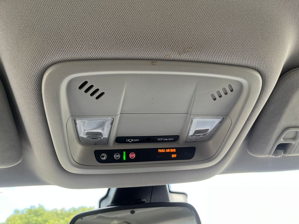 Photo 33