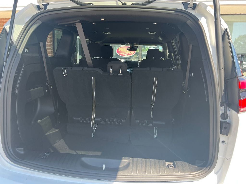 2024 Chrysler Pacifica Touring