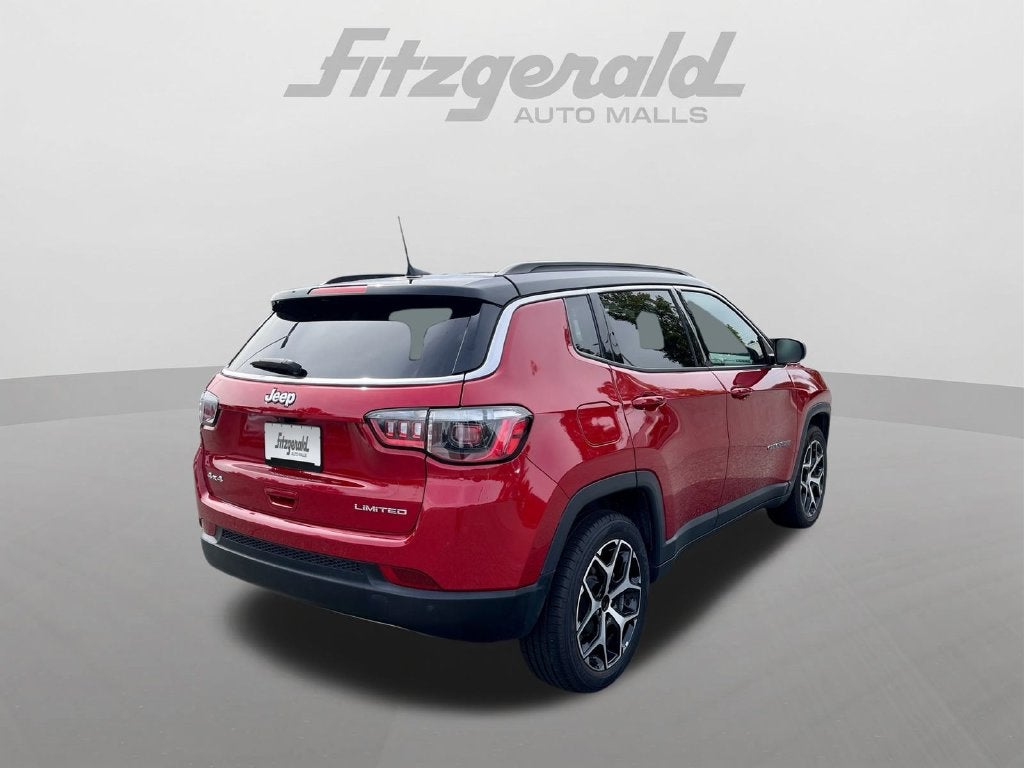 2024 Jeep Compass Limited - Photo 16