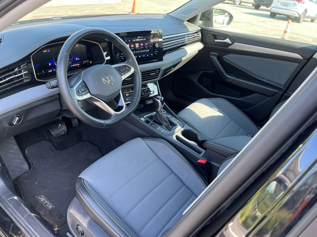2025 Volkswagen Jetta 1.5T SE