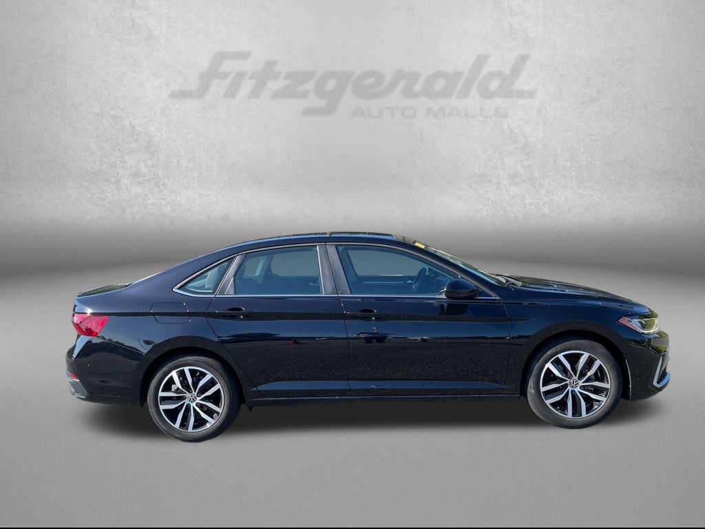 2025 Volkswagen Jetta 1.5T SE